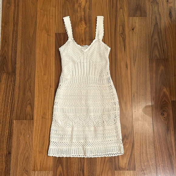 Abercrombie‎ & Fitch White Crochet Dress - Picture 1 of 3